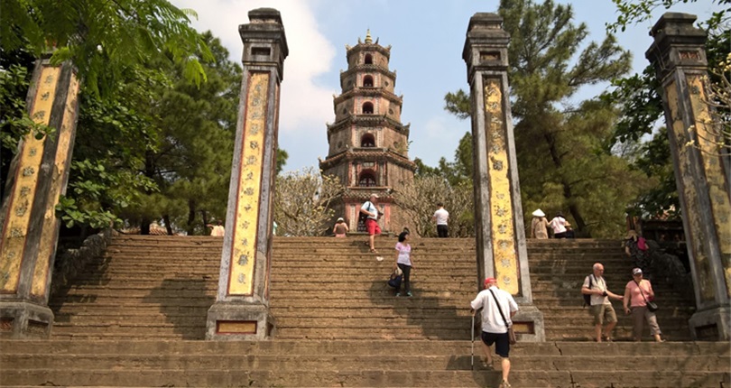Great Laos And Vietnam 15 Days
